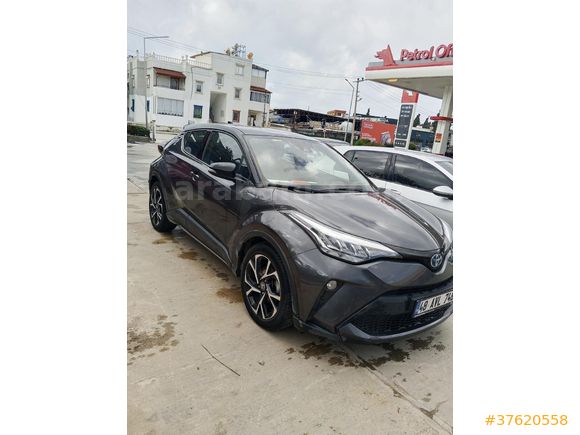 Sahibinden Toyota C-HR 1.8 Hybrid Passion 2020 Model