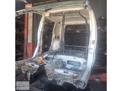 FİAT FİORİNO 2015 TAVAN ARKA KARADENİZ OTO 05435439694