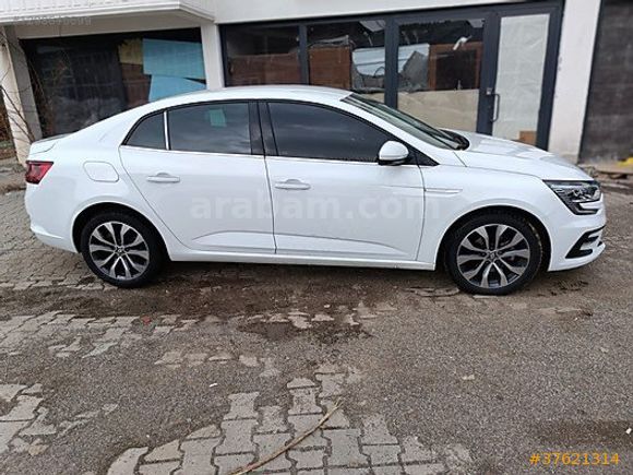 BER-SA AUTO 2025 MEGANE İCON 25.000 KM