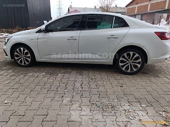 BER-SA AUTO 2025 MEGANE İCON 25.000 KM