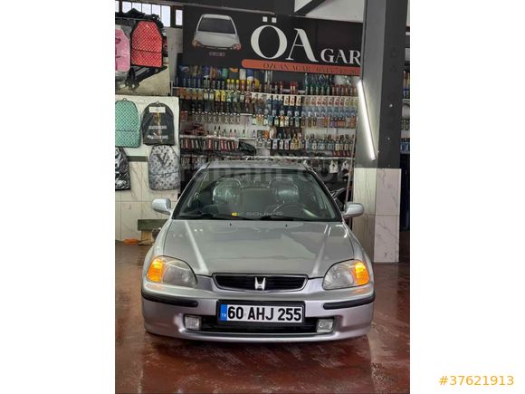 Sahibinden Honda Civic 1.4 S 1999 Model  304.000 km Gri (Gümüş)