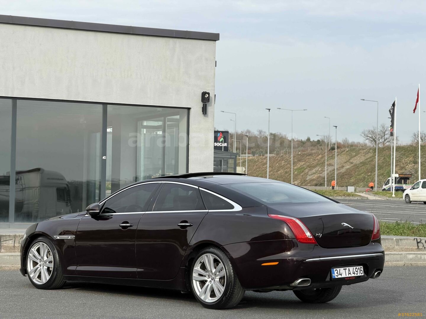 Sahibinden Jaguar XJ 3.0 D Premium Luxury 2011 Model Kocaeli 220.000 km Bordo 5