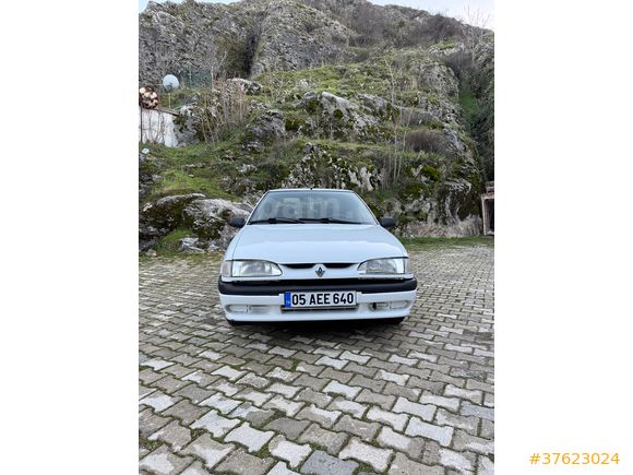 Sahibinden Renault R 19 1.6 Europa RNE 2000 Model 