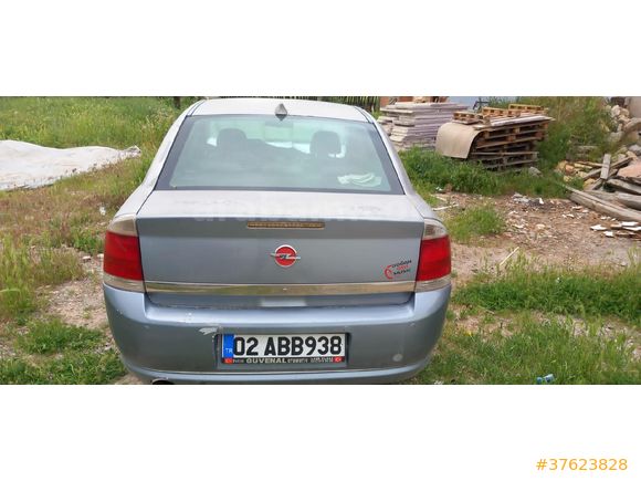 6 YILLIK SAHİBİNDEN TEMİZ VECTRA