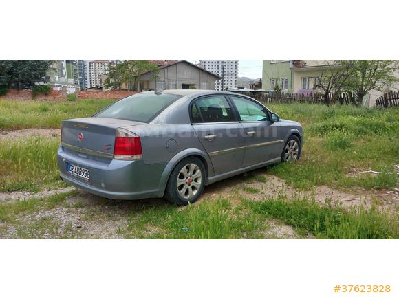 6 YILLIK SAHİBİNDEN TEMİZ VECTRA