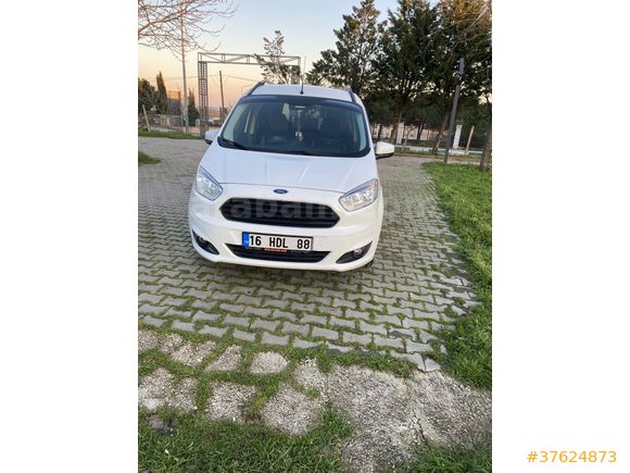 Sahibinden Ford Tourneo Courier 1.6 TDCi Journey Titanium Plus 2015 Model 