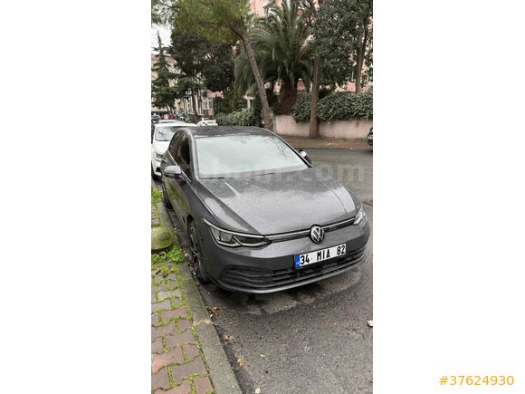 Sahibinden Volkswagen Golf 1.0 eTSI  (kış   Paketli )Life 2023 Model 