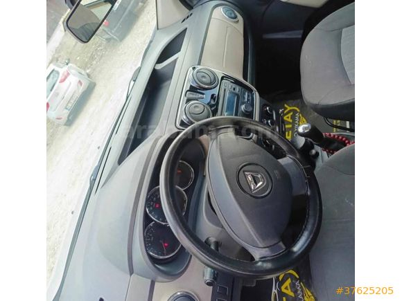 Sahibinden Dacia Dokker 1.5 DCi Stepway 2015 Model