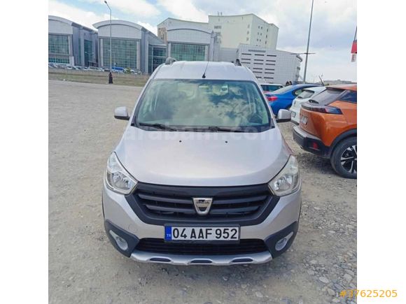 Sahibinden Dacia Dokker 1.5 DCi Stepway 2015 Model
