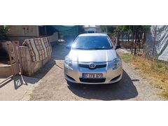 Sahibinden Toyota Auris 1.4 D-4D Comfort 2007 Model