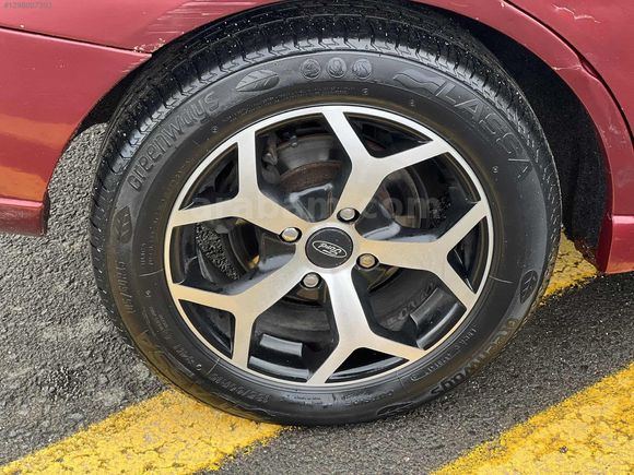 2000 FOCUS 2.0 GHİA BENZİN/LPG KARTA 12 TAKSİT