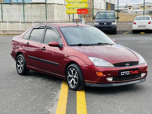 2000 FOCUS 2.0 GHİA BENZİN/LPG KARTA 12 TAKSİT