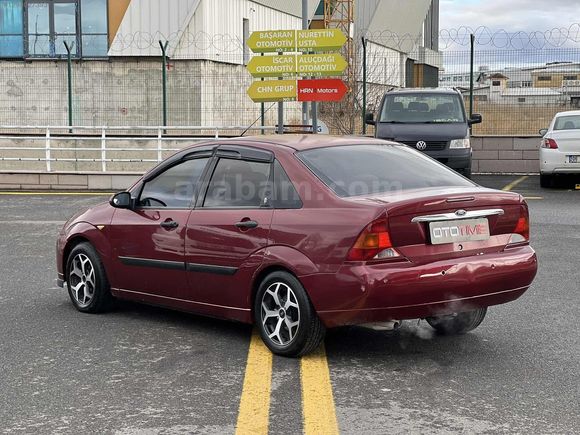 2000 FOCUS 2.0 GHİA BENZİN/LPG KARTA 12 TAKSİT