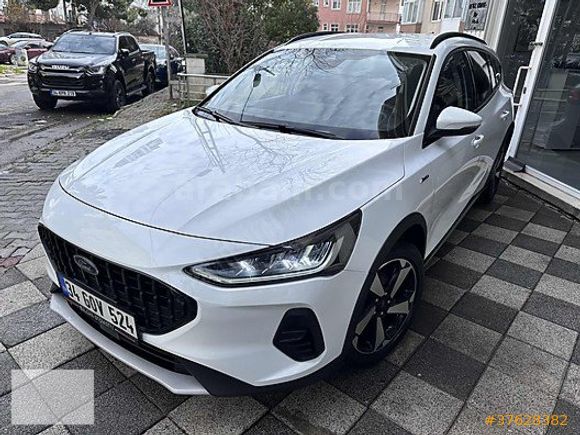 2023 Ford Focus 1.0 EcoBoost Hybrid Active Stil 125Ps SW %20 Fat