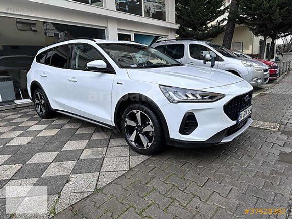 2023 Ford Focus 1.0 EcoBoost Hybrid Active Stil 125Ps SW %20 Fat