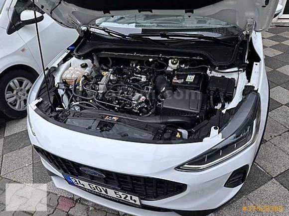 2023 Ford Focus 1.0 EcoBoost Hybrid Active Stil 125Ps SW %20 Fat