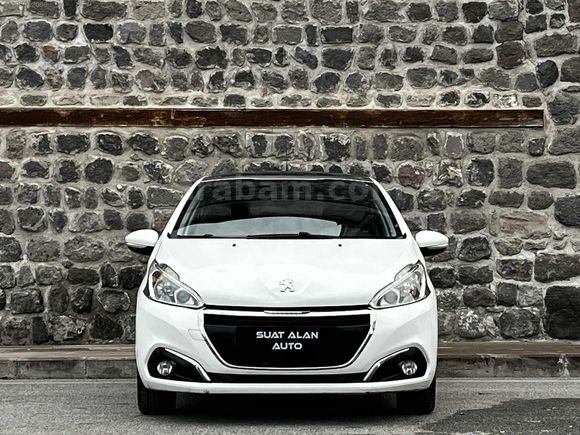 BOYASIZ 2018 PEUGEOT 208 1.2 PURETECH ACTİVE CAM TAVAN F1 VİTES