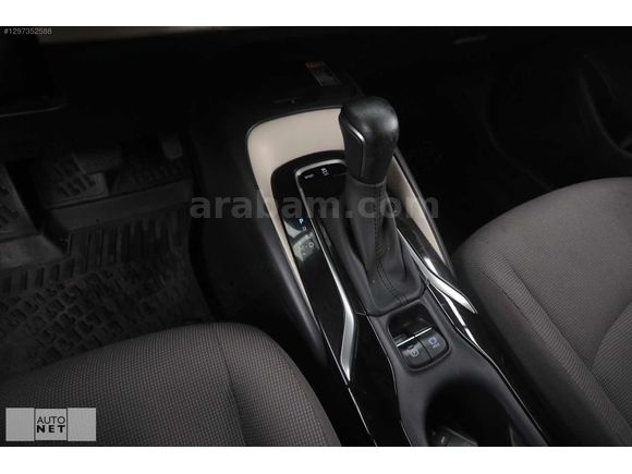 ORJİNAL 2021 COROLLA 1.5 DREAM MULTİDRİVE S OTOMATİK
