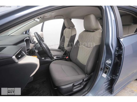 ORJİNAL 2021 COROLLA 1.5 DREAM MULTİDRİVE S OTOMATİK