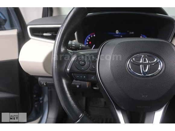 ORJİNAL 2021 COROLLA 1.5 DREAM MULTİDRİVE S OTOMATİK