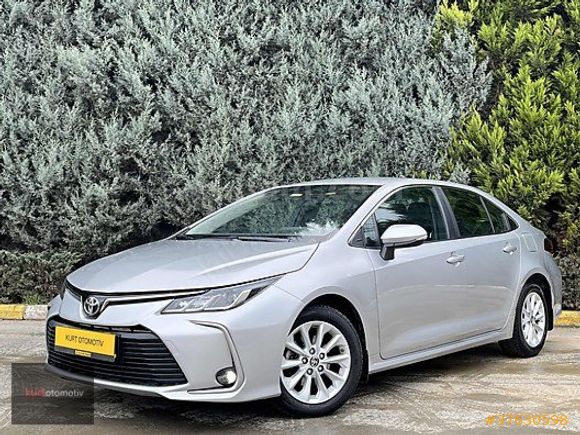 KURT OTOMOTİV'DEN 2022 MODEL 42.000 KM TOYOTA COROLLA DREAM
