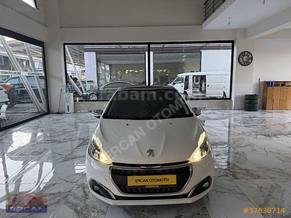 Ercan otomotiv den 2020 model pejo 208 cam tavan