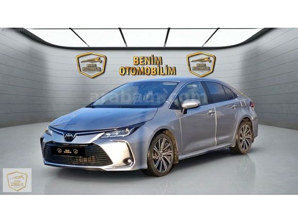 2022 COROLLA 1.5 FLAME X PACK SUNROOF 29.000 KM ŞERİT TAKİP