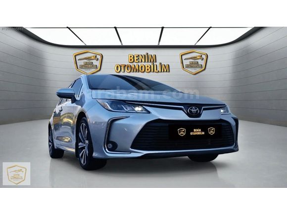 2022 COROLLA 1.5 FLAME X PACK SUNROOF 29.000 KM ŞERİT TAKİP
