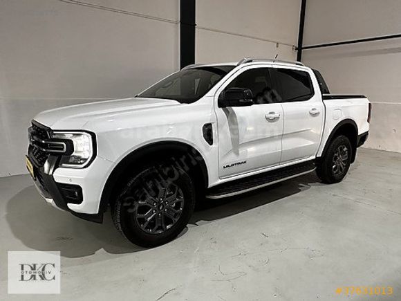 2024 MODEL 2.0 ECOBLUE 4x4 WİLDTRAK HATASIZ BOYASIZ 11.000 KM .