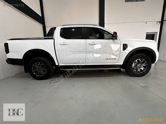 2024 MODEL 2.0 ECOBLUE 4x4 WİLDTRAK HATASIZ BOYASIZ 11.000 KM .