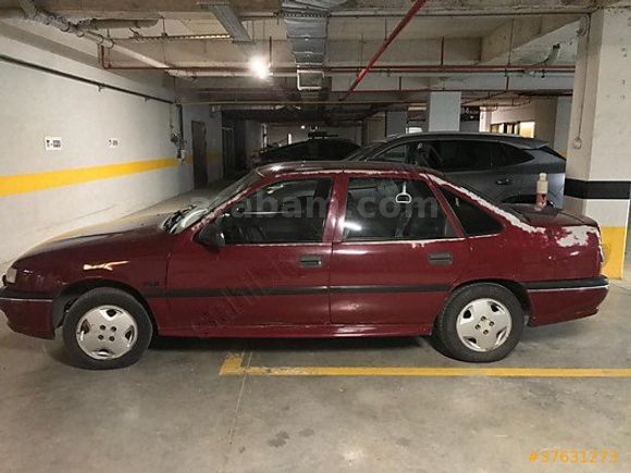 TEMİZ KULLANILMIŞ BAKIMLI 1994 OPEL VECTRA