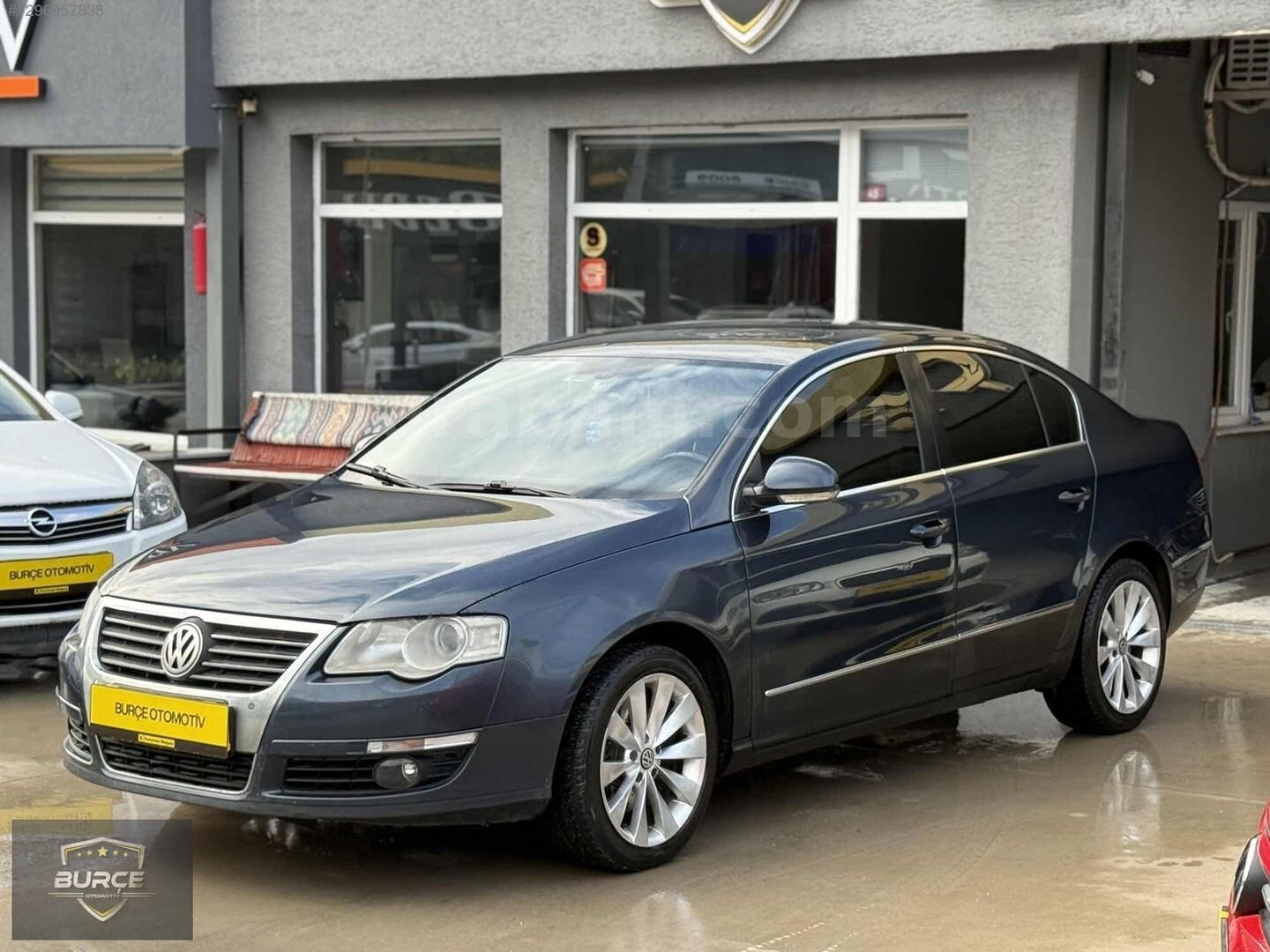 Galeriden Volkswagen Passat 1.6 FSi Comfortline 2008 Model Kütahya 238.000 km Lacivert 4