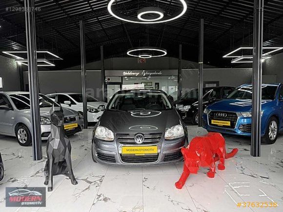 MODERN OTOMOTİV'den VW JETTA DİZEL OTOMATİK 150.000km
