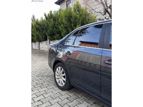 TERTEMİZ MASRAFSIZ 2008 140HP JETTA