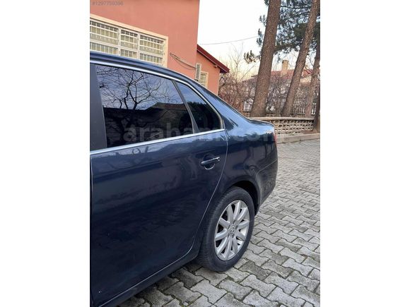 TERTEMİZ MASRAFSIZ 2008 140HP JETTA