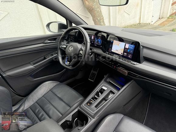 2022 BOYASIZ GOLF^R DERİ KOLTUK,SOĞUTMA,ACC,BLACK PACK,SUNROOF
