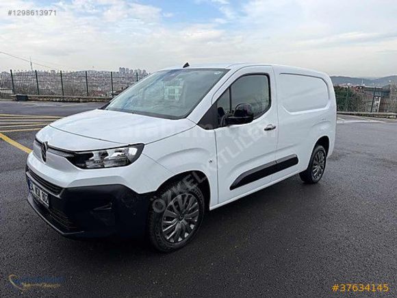 2025 SIFIR AYARINDA BERLINGO % 20 FATURALI OTOMATİK FULL+FULL