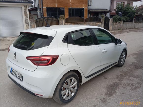 Sahibinden Renault Clio 1.0 SCe Joy 2022 Model