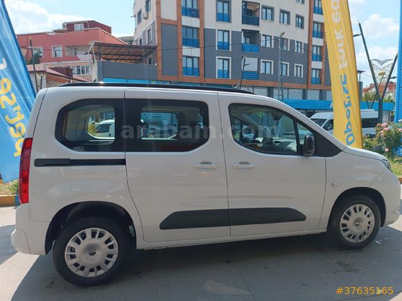 Sahibinden Opel Combo 1.5 D Essential 2024 Model  24.500 km Beyaz
