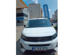 Sahibinden Opel Combo 1.5 D Essential 2024 Model  24.500 km Beyaz