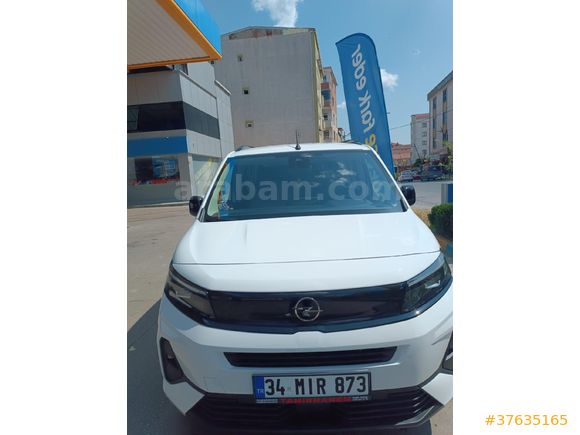 Sahibinden Opel Combo 1.5 D Essential 2024 Model  24.500 km Beyaz