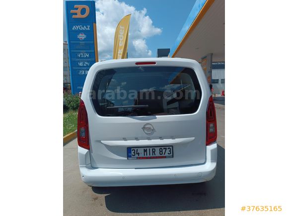 Sahibinden Opel Combo 1.5 D Essential 2024 Model  24.500 km Beyaz