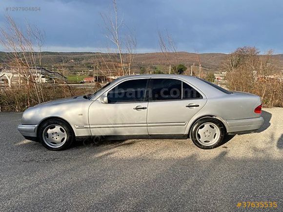 ÖZKAN OTOMOTIVDEN 1997 E 200 MERCEDES OTOMATIK