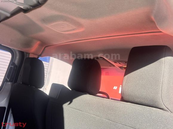 TRUSTY ONATÇA'DAN OPEL VİVARO
