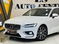 ES AUTO 2022 VOLVO S60 2.0 B5 PLUS BRİGHT AWD CAM TAVAN HATASIZ