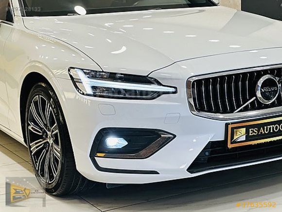 ES AUTO 2022 VOLVO S60 2.0 B5 PLUS BRİGHT AWD CAM TAVAN HATASIZ