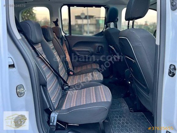 İNCİ OTOMOTİV 2023 Opel Combo 1.5 D Ultimate, Cam tavan Hatasız