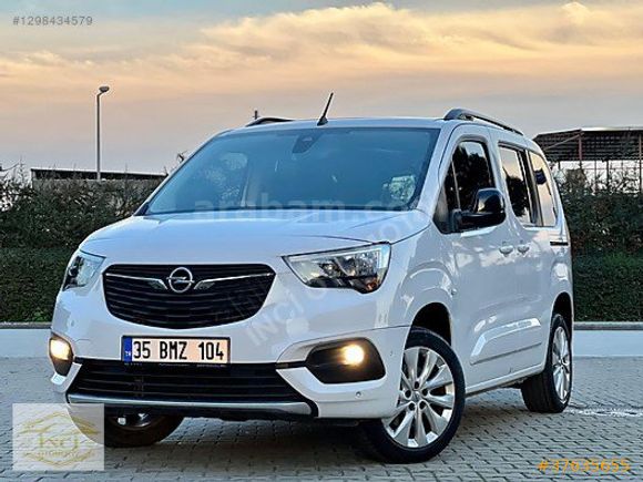 İNCİ OTOMOTİV 2023 Opel Combo 1.5 D Ultimate, Cam tavan Hatasız