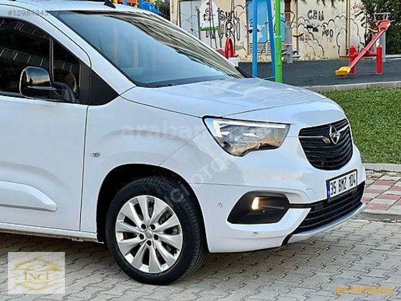 İNCİ OTOMOTİV 2023 Opel Combo 1.5 D Ultimate, Cam tavan Hatasız