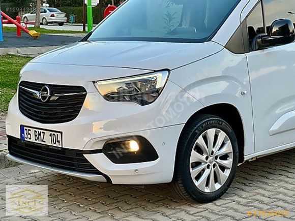 İNCİ OTOMOTİV 2023 Opel Combo 1.5 D Ultimate, Cam tavan Hatasız